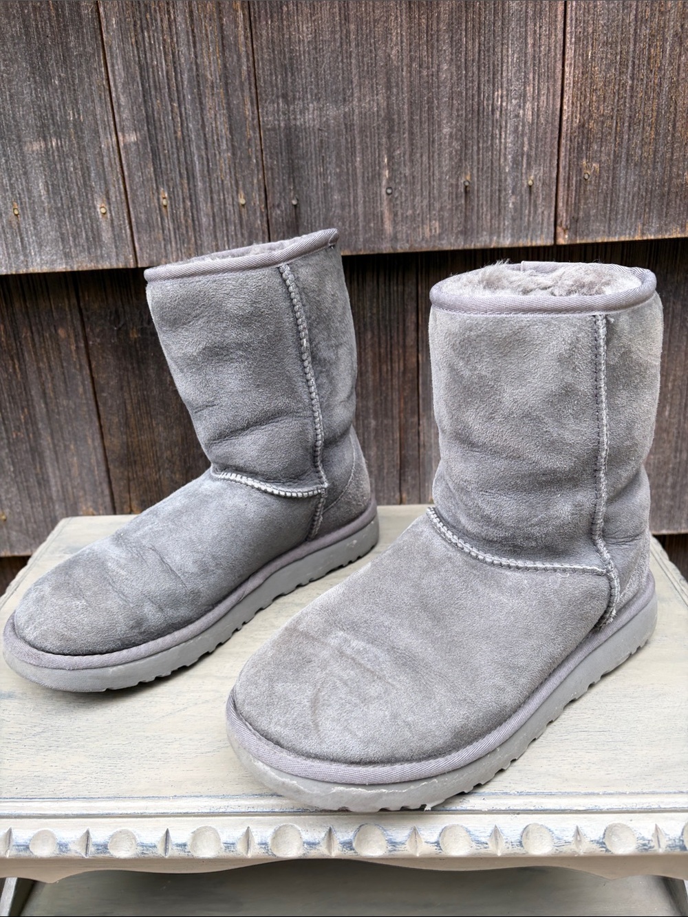 Ugg size 7 Gray Suede Shearling Winter Boots